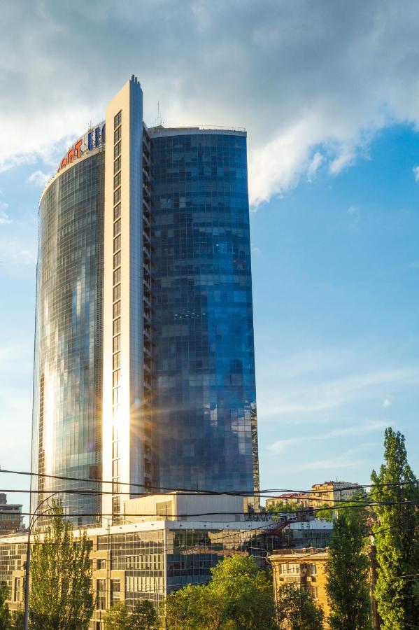 Бульвар Леси Украинки 10 Kiev Bagian luar foto